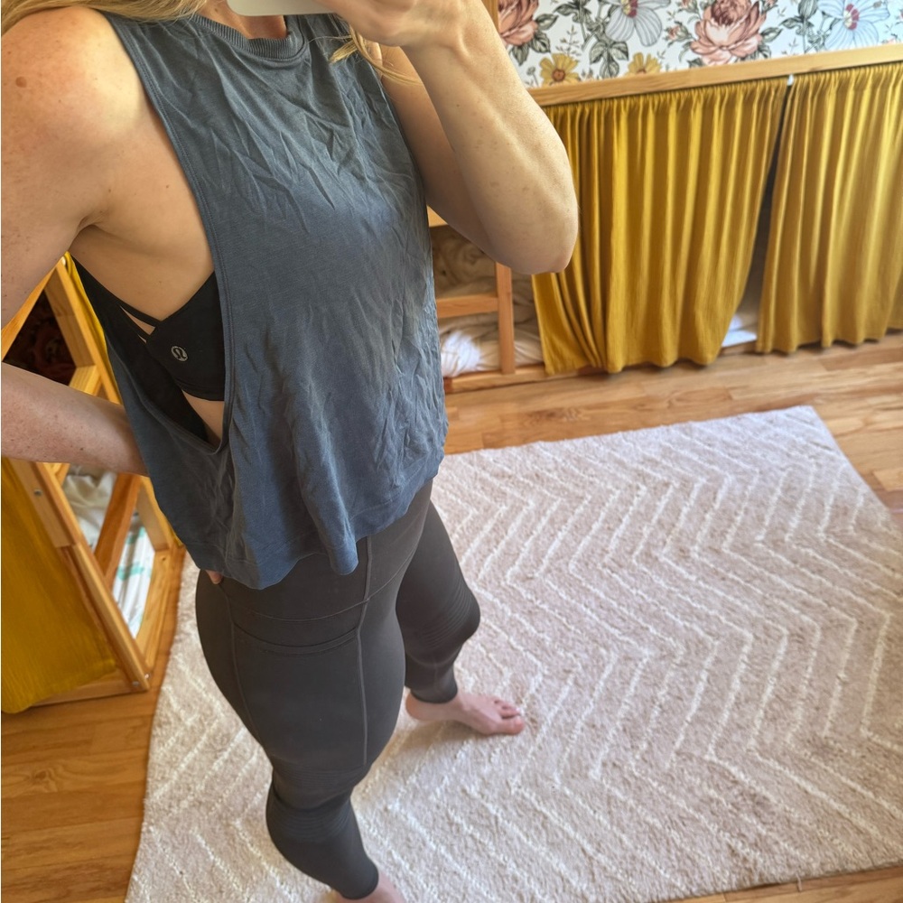 Athleta workout top